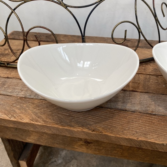 Teocera Ceramic Bowls - Picture 3 of 12